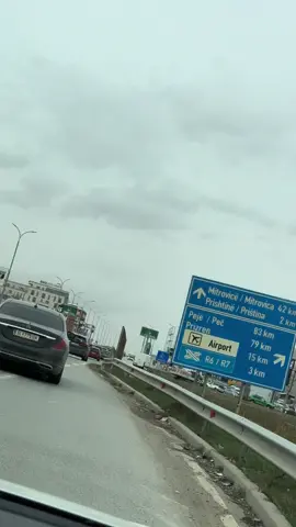 Prishtina ❤️#🇦🇱🙏🏻 #emi🦋🇦🇱🇩🇪 #foryour #foryoupagе #fyyyyyyyyyyyyyyyy #viraltiktok #foryour #explore #prishtina #shqiptaretneperbote🇦🇱🌍 #deutschland🇩🇪 