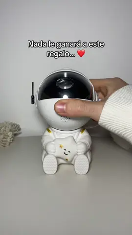 Ilumina tan hermoso 🥰 #nebulosa #estrellas #proyector #habitacion #decoracion  Este es un proyector de galaxia que iluminará tu habitación de estrellas con su alta cobertura y su control para cambiar de color la nebulosa a tu gusto