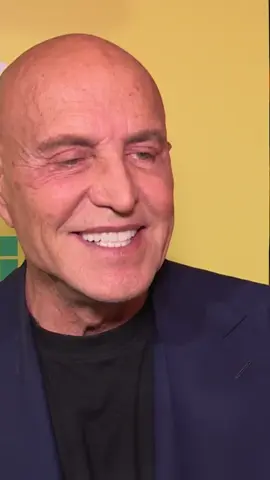Kiko Matamoros revela a quíen va a echar de menos en esta nueta etapa como colaborador de 'La familia de la Tele'. Un nuevo formato en el que podremos ver a muchos de los perfiles de 'Sálvame' en su nueva andadura en televisión española. ¿A quién echarás tú de menos en el programa? #kikomatamoros #salvame #tve #actualidad