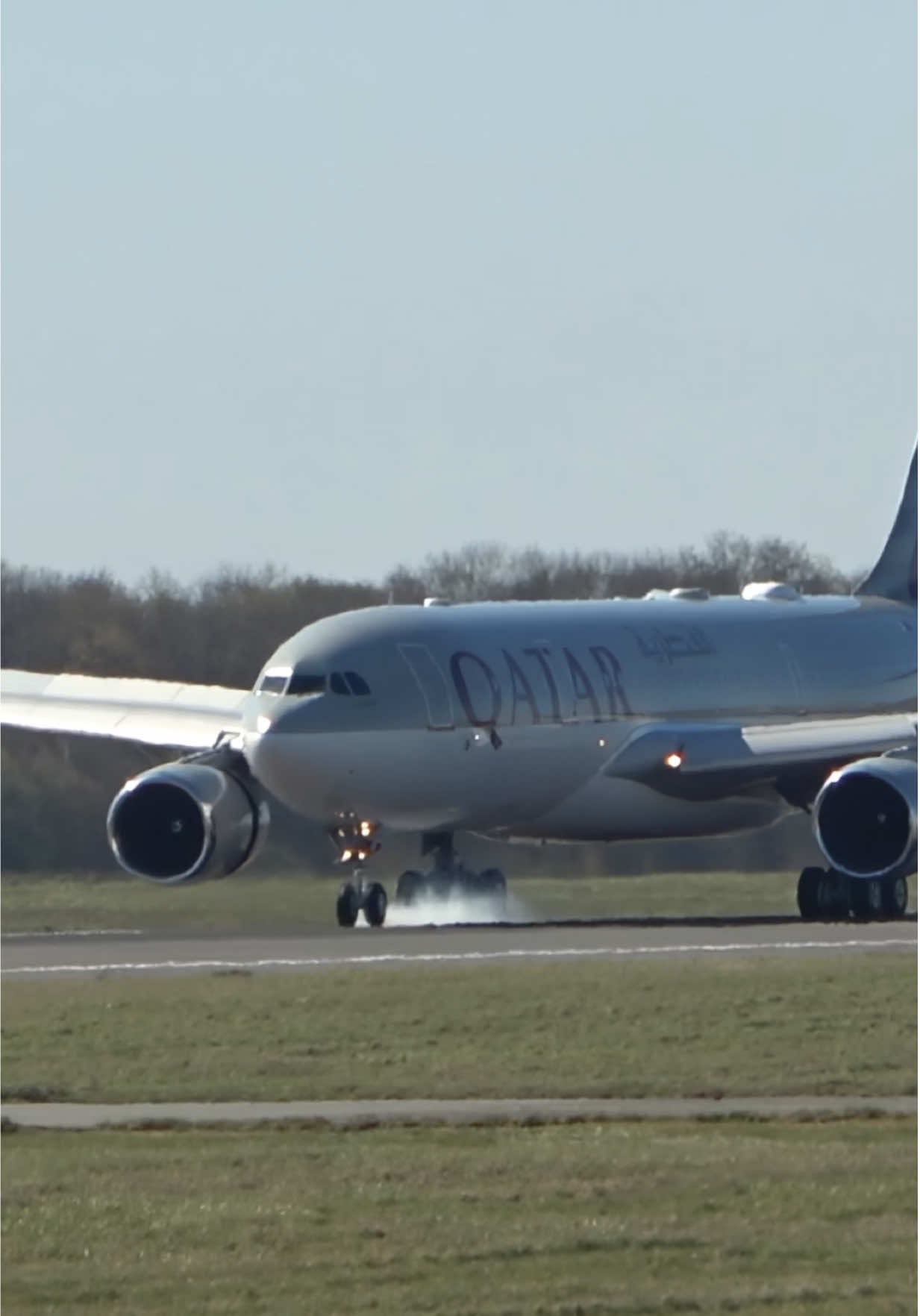 Qatar Royal Flight Airbus A330-200 touches down at London Stansted Airport #qatar #airbus #a330 #royal #vip #