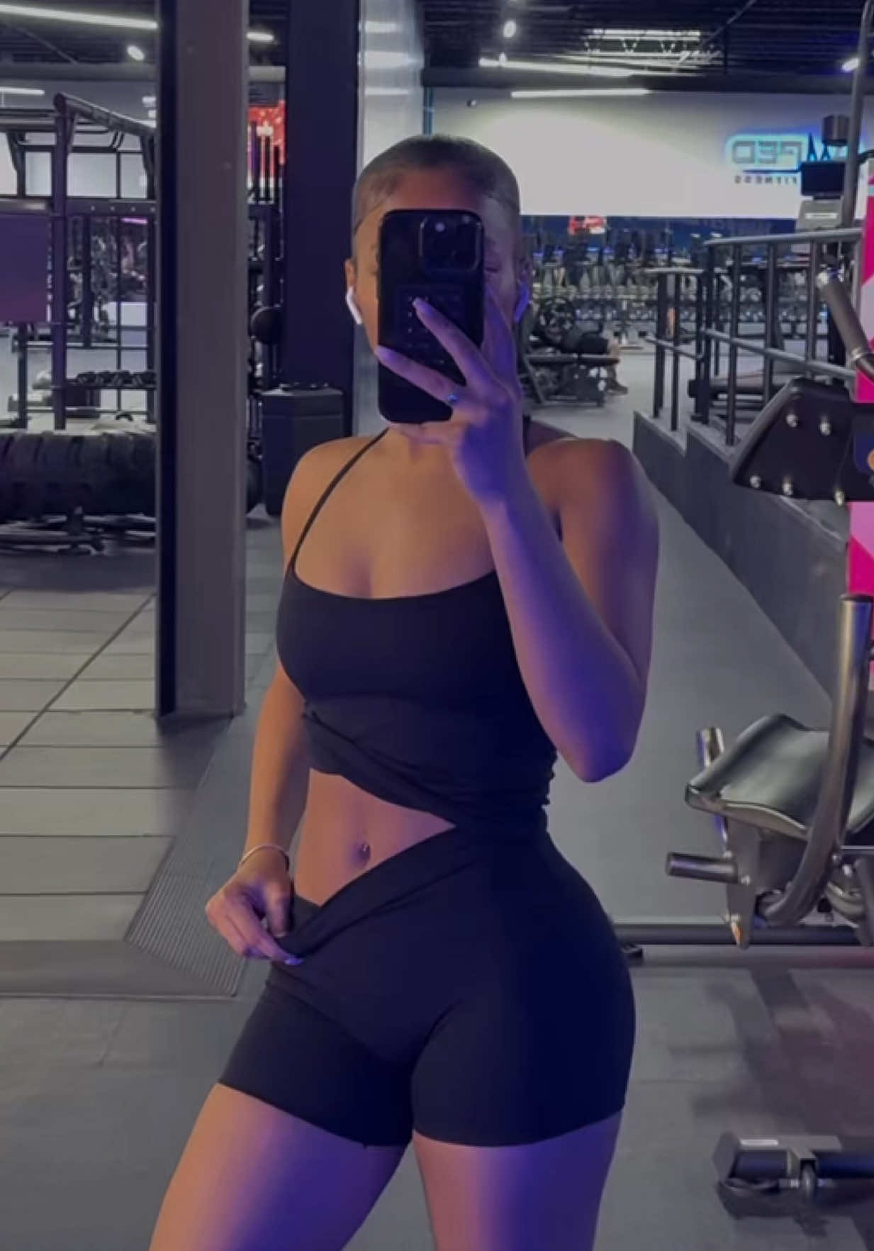 motivation to go to the gym = cute gym sets