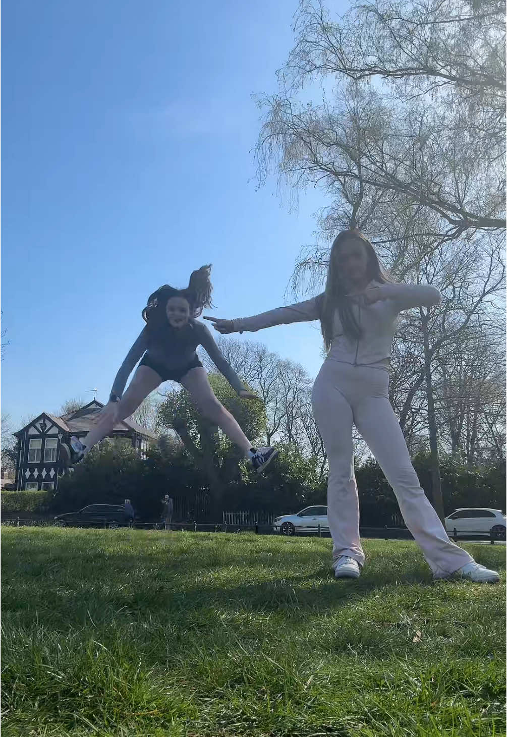 the unison was not planned 🤭🤭