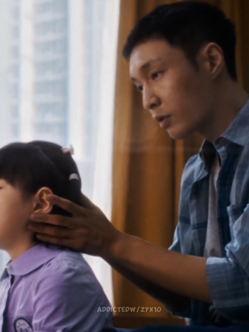 a touching story of a deaf father and his daughter🥺 (MUMU : Silent Love) #LAY #layzhang #张艺兴 #zhangyixing #yixing #deaf #fyp 