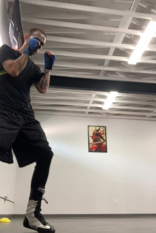 @Kodiyakredd you not a real boxer you don’t want no smoke with me in that boxing ring 💯 you 🐱 