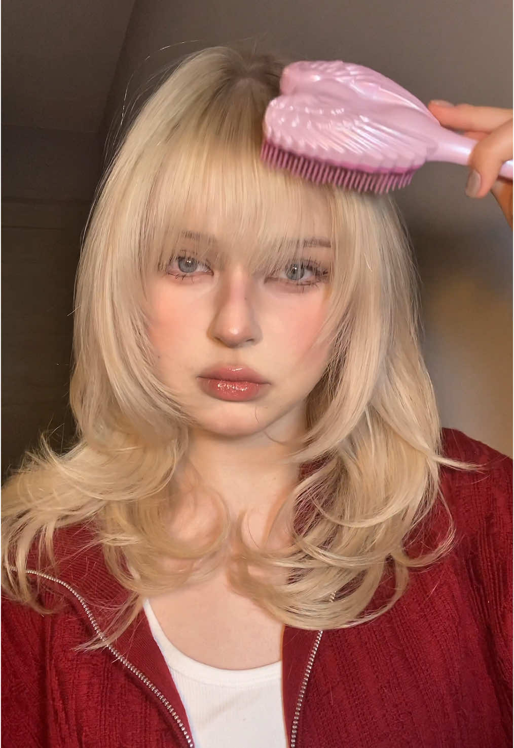 styling my bangs 🍓 products: -Matomage Hair Styling Stick ( you can find it on Yesstyle - discount code VAILNESSI10  link in my bio)  - ANAZE Janmuri Cara you can find it in @HEMEKO 🩷 #fyp #hairstyle #makeup #blondehair #hairstyletutorial #sidebangs #kbeauty #jbeauty 