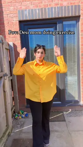 Brown mother be like 😂🤣😂 #fyp #foryouu #foryoupage❤️❤️ #pakistan #desi #southasiantiktok #punjabi #viraltiktokvideo #100k #pakistani_tik_tok #desimemes #uk #unfreezemyacount #desimom #workoutmotivation 