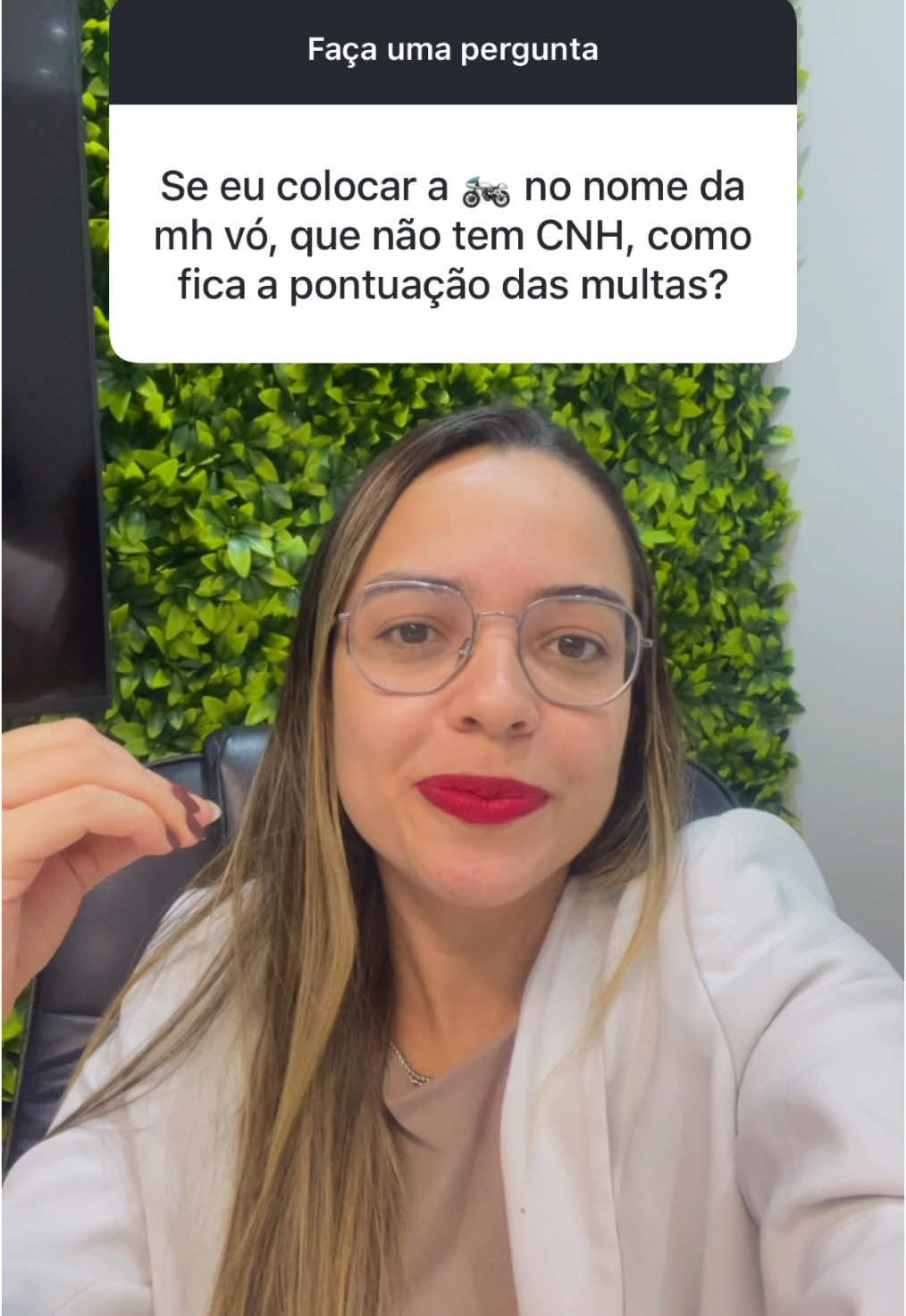 Como ficam as multas quando o veículo é registrado em nome de alguém que não possui CNH? #multasdetransito #veículo #moto 