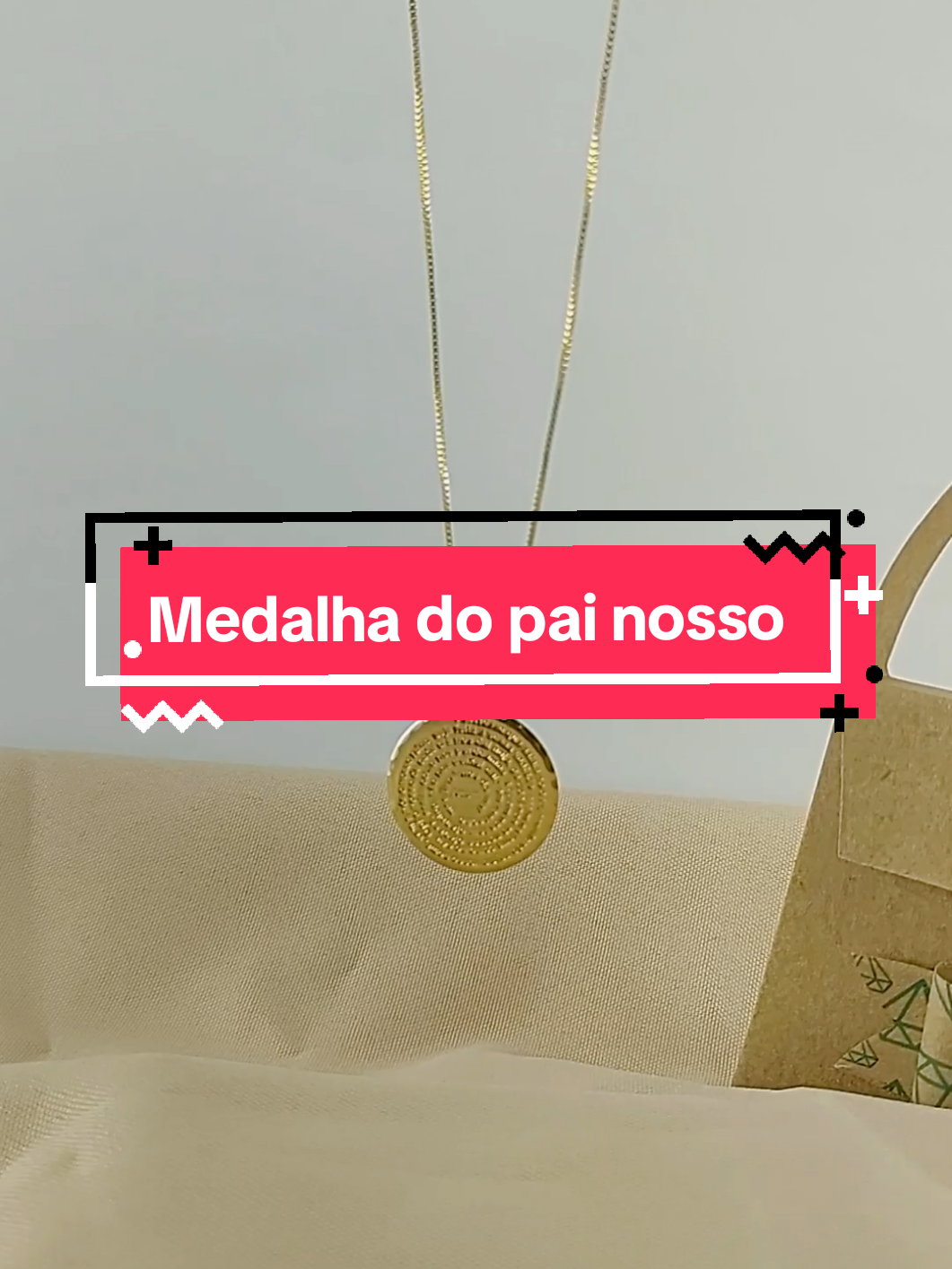 ✨ Mais que uma joia — um símbolo da sua fé. Para quem carrega Deus no coração e busca expressar sua espiritualidade com beleza e propósito. Este colar com a Oração do Pai Nosso é uma semijoia que une devoção e sofisticação, ideal para momentos de oração, reflexão ou como lembrança de proteção divina. Seja para você ou para presentear alguém especial, ele representa a força da fé em cada detalhe. 🛍️ Informações do produto: Código: CL0608 Adquira o seu agora mesmo. Entre em contato pelo direct ou clique no link da bio. Fé que se sente. Amor que se usa. #colarpainosso #fé #semijoia #medalha