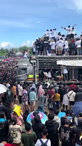 YTTA 🫢, This is SBSW  Banyuwangi 🫡👍🏻 #sumbersewusoundofficial #serikatsumbersewu #banyuwangiofjava 