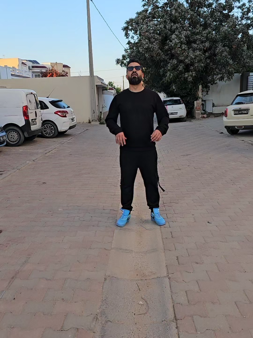 Moto Électrique  غير إلى المستوى الأفضل بالدراجة الكهربائية  سريعة 45كلم في الساعة يمكنها حمل شخصين 180كغ مع ضمان الجودة و قطع الغيار كل شيء متوفر عند #unitech 