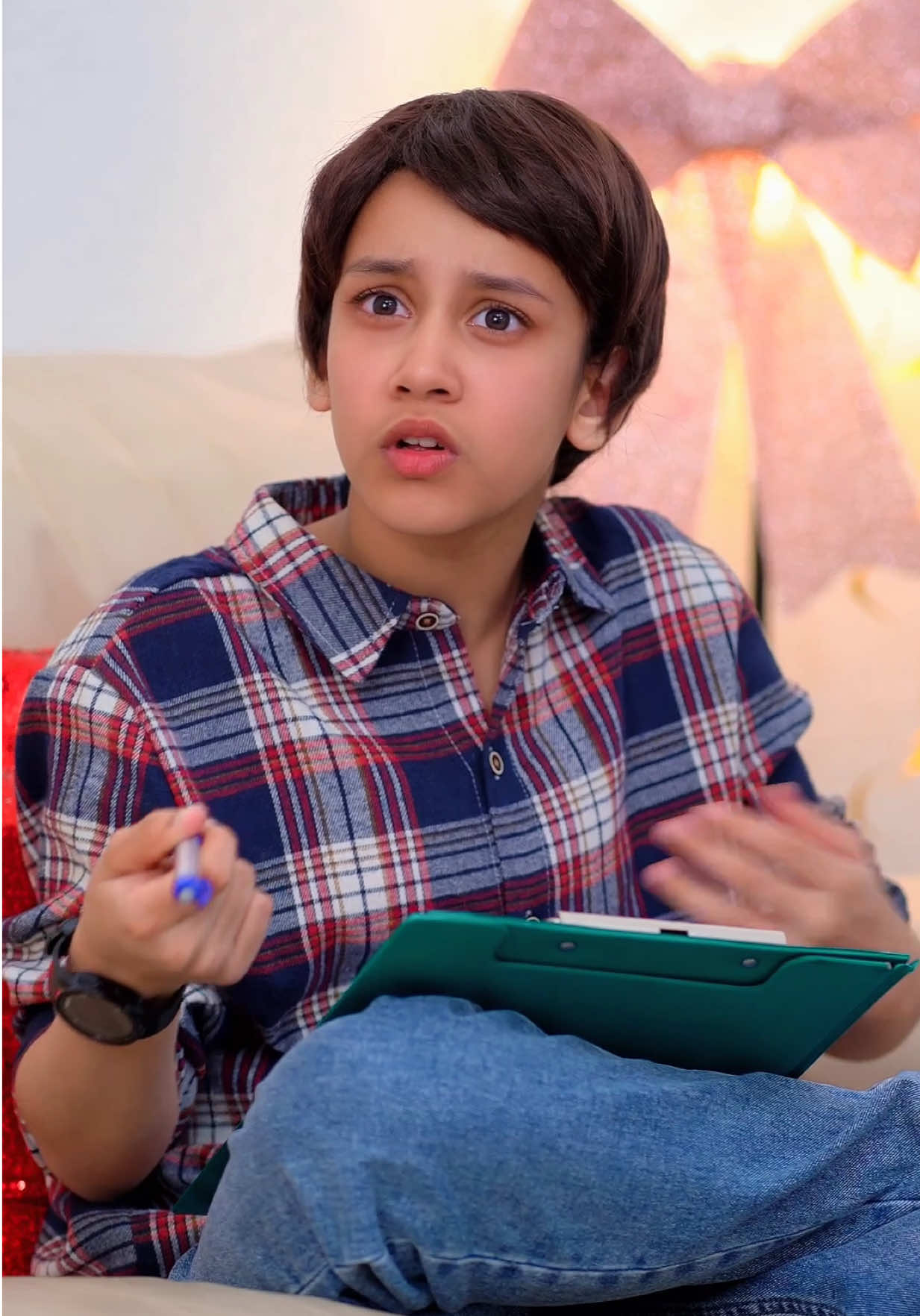 What’s your date of birth? 😬😂 #funny #fyp #foryou #comedyskit #friends #skits #treanding #acting 