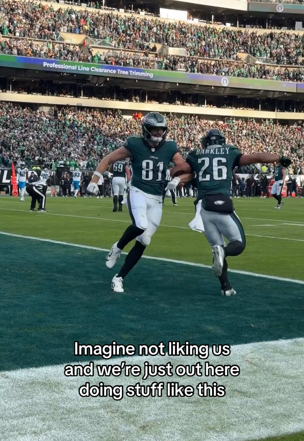 We’re just a flock of silly geese #eagles #nfl #funny #celebrations 