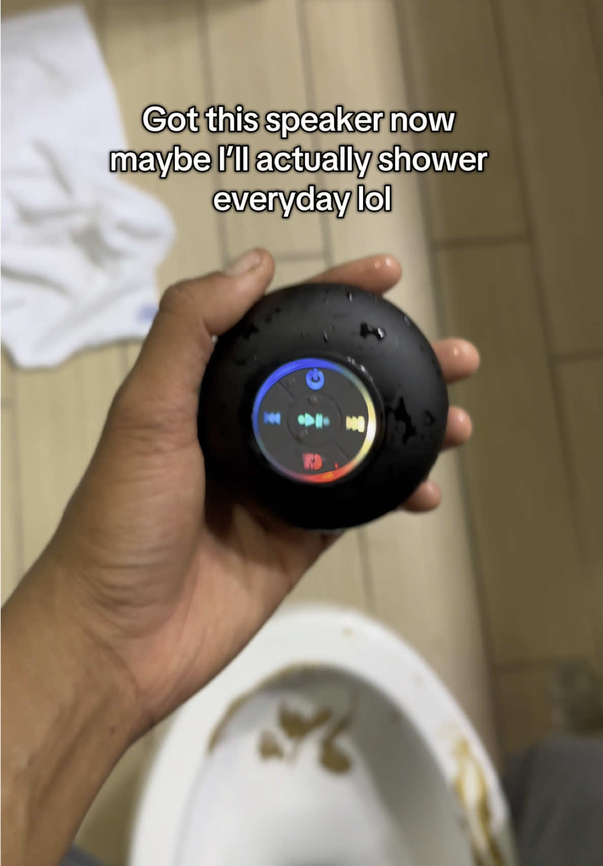 Makes showering 100% better #relatable #viral #comedyvideo 