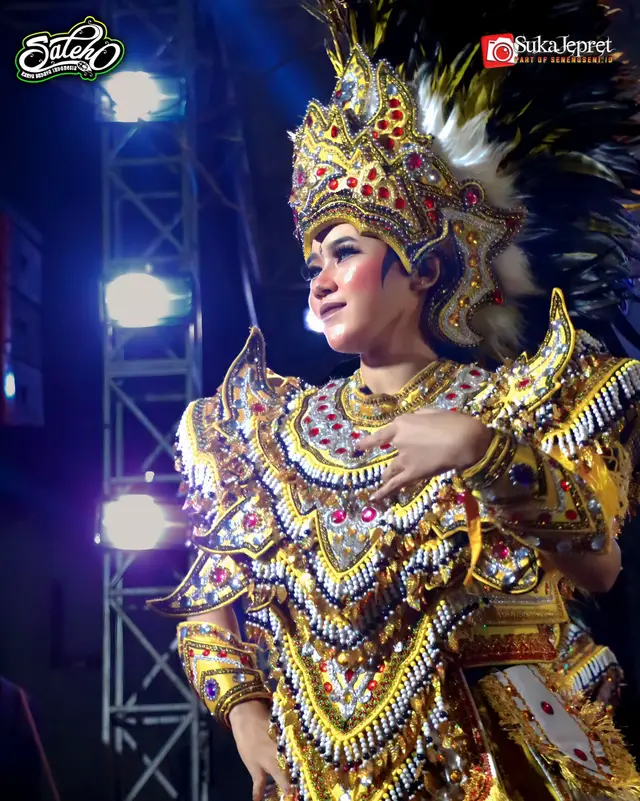 📸 @Seneng Seni  #xyzbca #fyp #foryou #topengireng #saleho #masukberandafyp #4u #boyolali24jam #salehokaryabudayaindonesia 