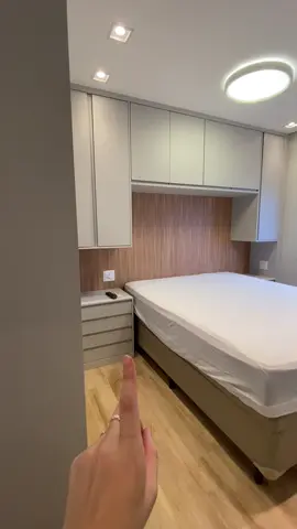 Dormitório de casal planejado #designdeinteriores #decoracao #moveisplanejados #arquitetura #arquiteturadeinteriores #quartodecasal #planejado #quartoplanejado