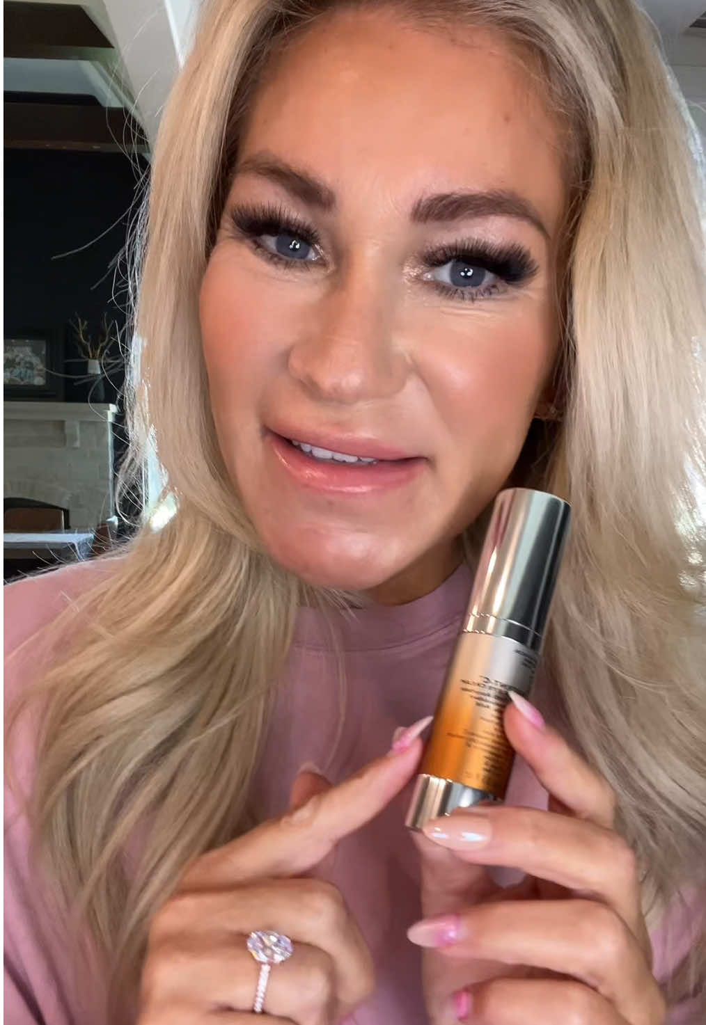 Don’t wait ladies, this one is worth it!! #peterthomasroth #potentceyecream #eyecream #skincare #tiktokshopfinds @Peter Thomas Roth Labs 