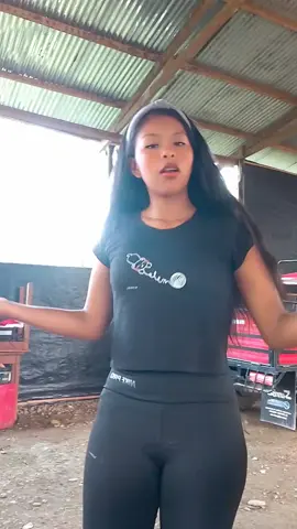 😅hola 