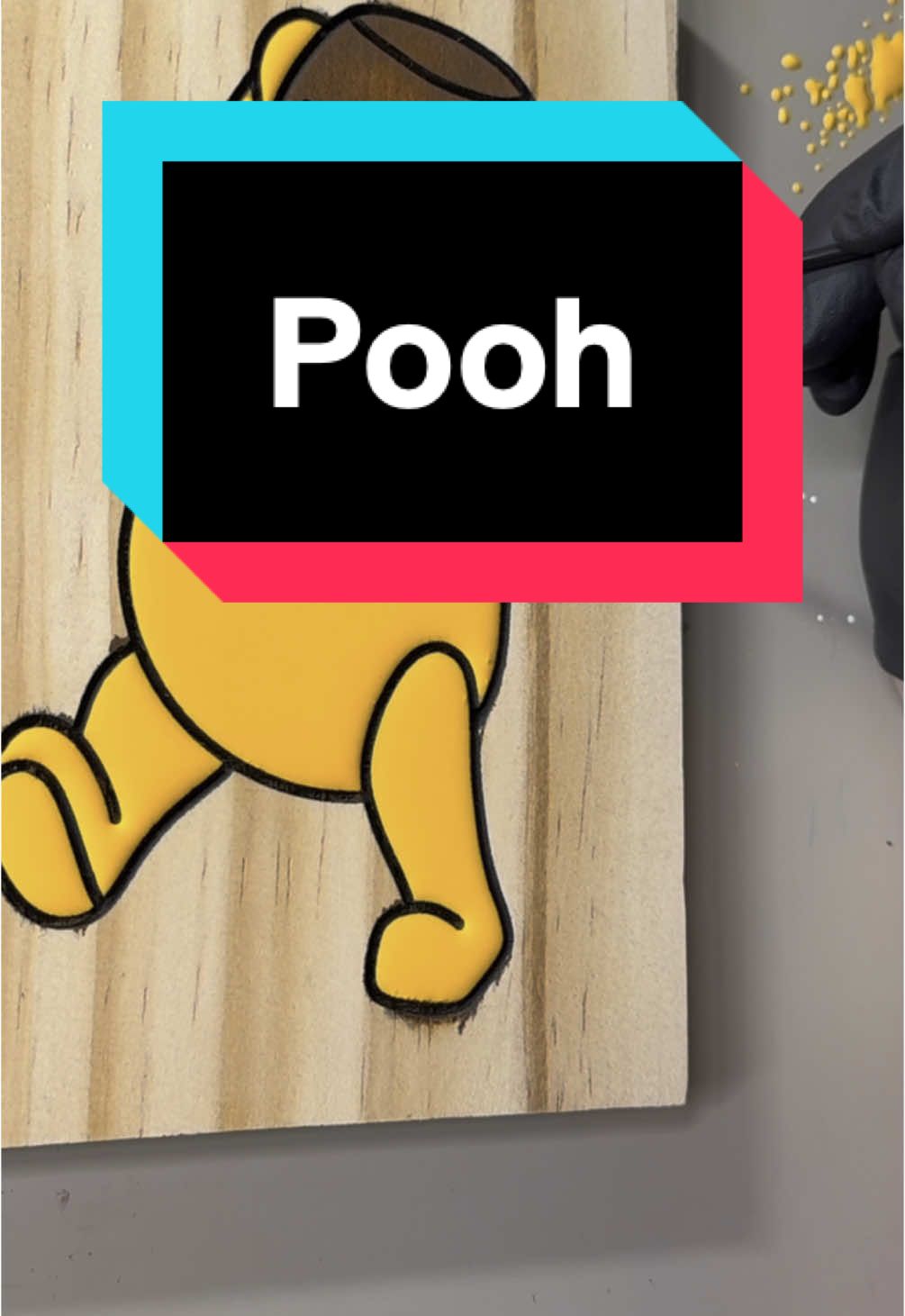 Winnie the Pooh paint #satisfying #art #arte #woodworking 