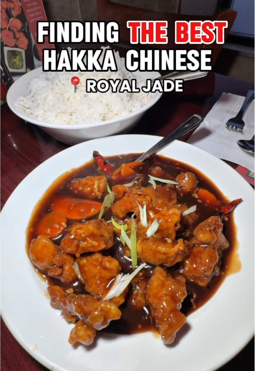 HAKKA CHINESE GEM! 💎  If you haven’t had Royal Jade yet than this is your sign to go ASAP! They have been around here for many years, and definitely one of the OGs in Vaughan. Love the old school dining vibes here and the food was absolutely delicious! My favourite was the dry chilli chicken with the white steamed rice combo. S/O @Marcello eats for joining me here!  📍Royal Jade  2100 Steeles Ave W, Concord, ON L4K 2V1 #hakka #hakkachinese #chinesefood #asianfood #chillichicken #toronto #torontofood #halal #vaughan #bestfood #viralfood #woodbridge #hiddengem #torontotiktok #fyp