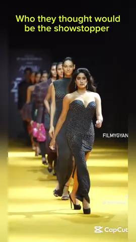 Janhvi Kapoor and Tamanna Katoch lights up the runway at LFW2025! #fashion #Runway #catwalk #model #lakme #bollywood #janhvikapoor #tamanna 