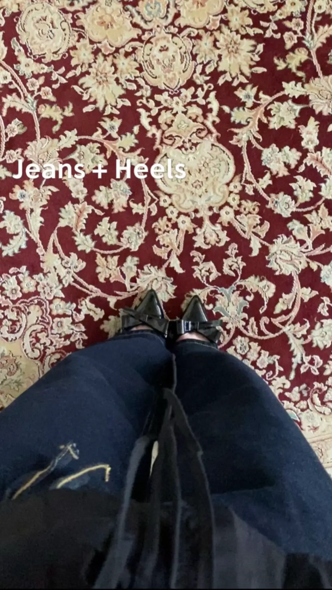 #jeans #heels #baggyjeans #ItGirl #girls #OOTD #Muse #4u #fyp #aesthetic #fashionicon #digitaldiary #life #explore #style #moodboard #foryou #photo #Summer #duhok 