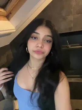 selena or hailey guys #selenagomez #haileybieber #justinbieber #fyp #lipsync #doeeyes 