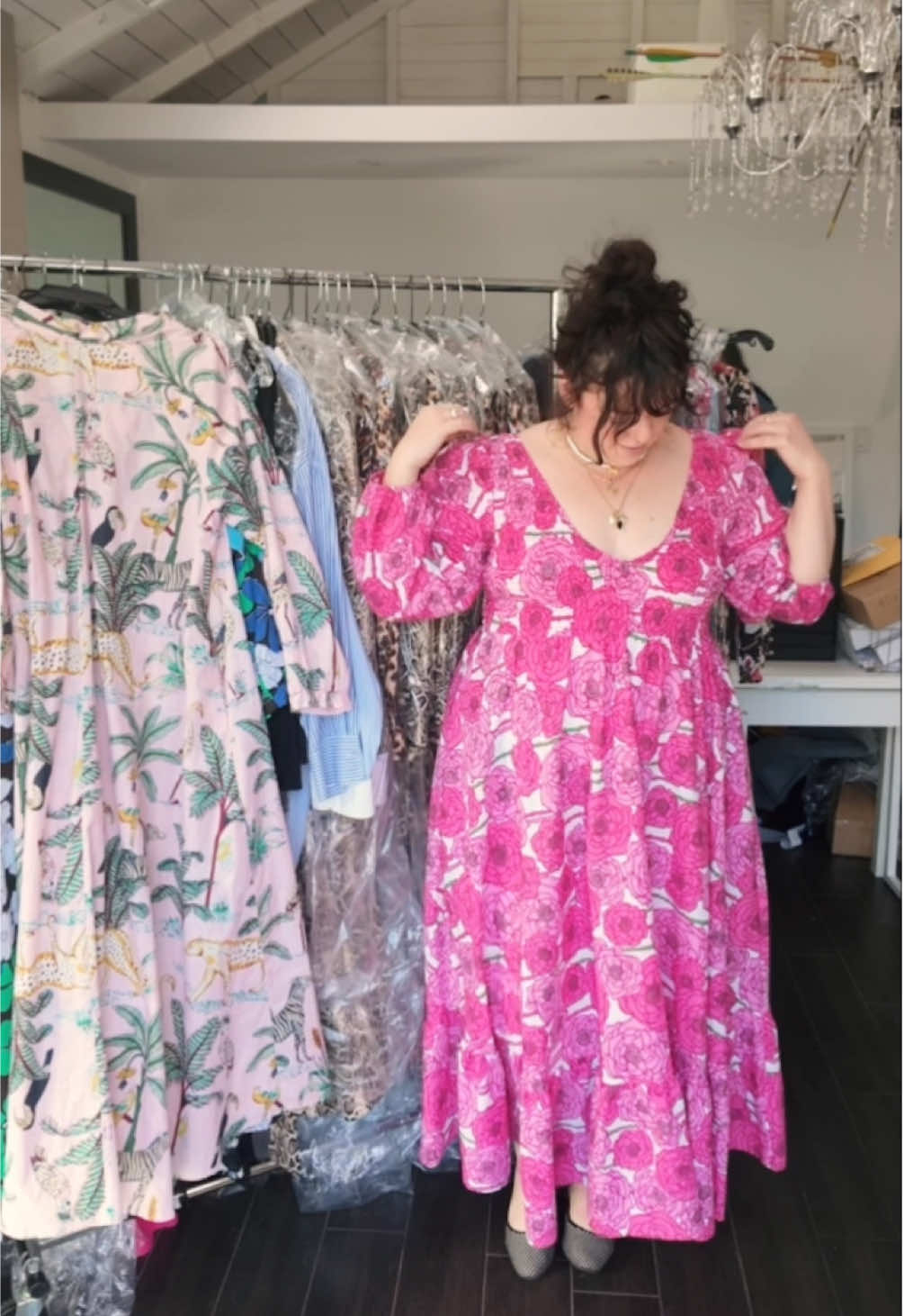 yes, we’re doing a dress (and multiple fabrics!) @Baacal #BAACALxBECCA #sustainablefashion #slowfashion #plussize #midsize 