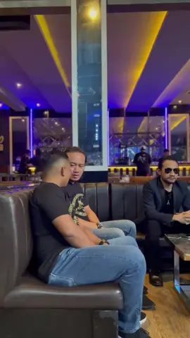 DÉN GUS THUBA TOPO BROTO MANEGES soho NING RETHA MAYA MANEGES  YAKUZA MAFIAS KEDIRI RAYA Muhi Pinaringan barokah lan Istiqomah Sumrambah dateng putro wayah ilaa yaumil qiyamah  • MOLOÉKATAN GUS MIEK • #gusthuba #mbahgusrobert #haulgusmiek #haulgusmiek33 #yakuzamafias#moloekatan_gusmiek #moloekatan_bojonegoro #executor_moloekatan_indonesia #cyber_moloekakan 