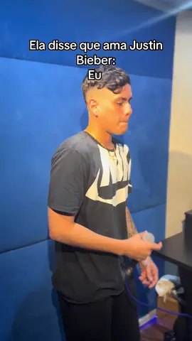 Ela disse que ama Justin Bieber pt5….. Vocês haviam me pedido Right Here e feito! ❤️❤️❤️ curte e comenta o que achou  #fy #explore #popular #foryou #fyp #justinbieber 