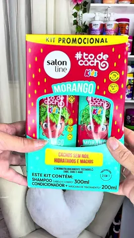 Estou apaixonada nesses kits de morango e chocolate lançamento da @Salon Line  ❤️ Kit Shampoo e Condicionador Morango - Cachinhos sem nós, hidratados e macios. Com extrato de frutas vermelhas e óleo de macadâmia. ❤️ Kit Shampoo e Condicionador Chocolate - Super nutrição, brilho e definição. Com manteiga de cacau, pantenol e óleo de coco. #salonline #migssalonline #heymigssl #publiSL #todecacho #daily #fyyyyyyyyyyyyyyyyyyyyyyyyyyyyyyyyyy #viral_video 