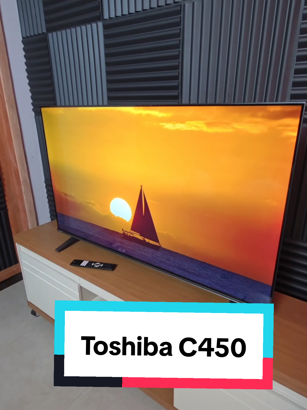conheça a C450ns da toshiba!! uma tv qled com ótima custo benefício 