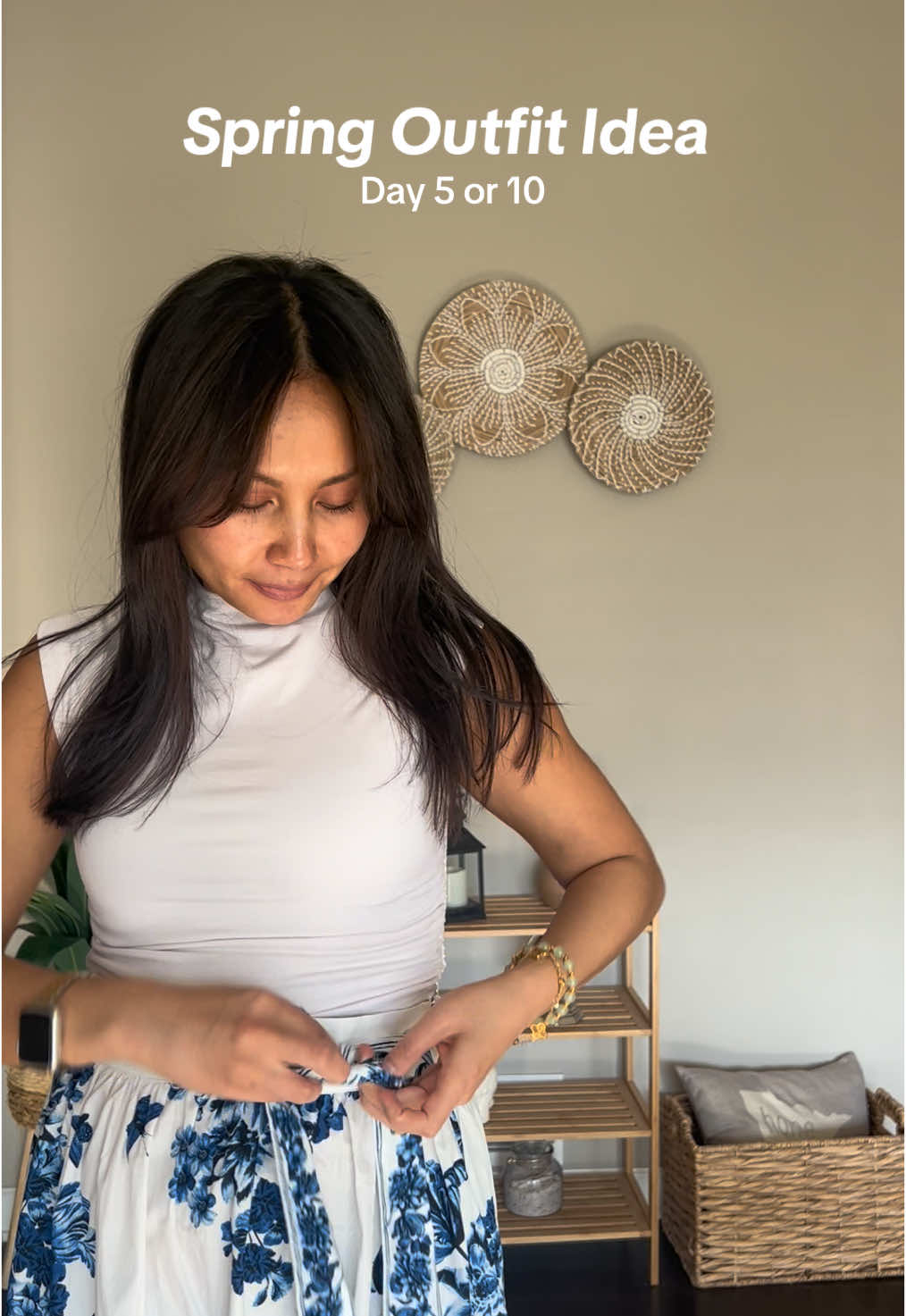 The skirt stole the show.  Skirt @H&M  Top @abercrombie  #springoutfits #h&m #abercromie #maxiskirt #floralskirt #springfashion #springoutfits #springoutfitideas #OOTD #grwm