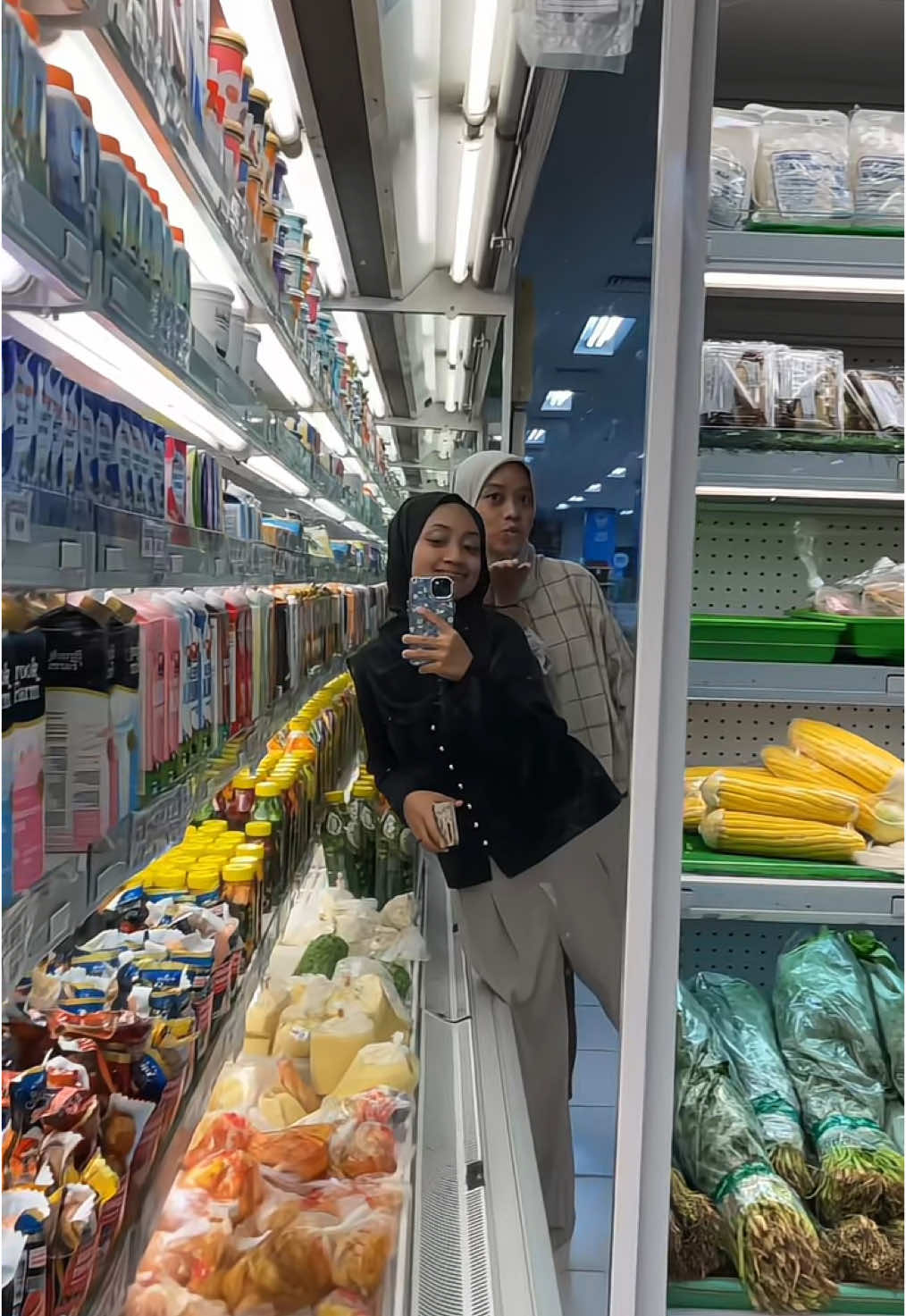A casual grocery run be like🤪       ˚˖𓍢ִ໋🛒🛍️⋆✨                                                             #supermarket trend