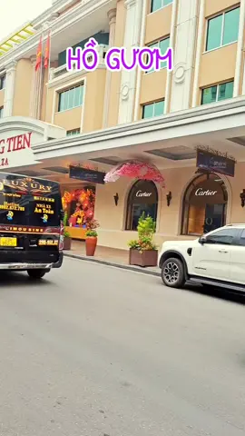 Đã bao lâu rồi bạn chưa đi dạo 1 vòng Hồ Gươm? Hồ Gươm lúc nào cũng đẹp và níu chân mọi du khách. Có ai đi xa nhớ Hồ Gươm không?🥰#langthangduongpho #langthanghanoi #phodibohoguomhanoi #xuhuongtiktokk #viral 