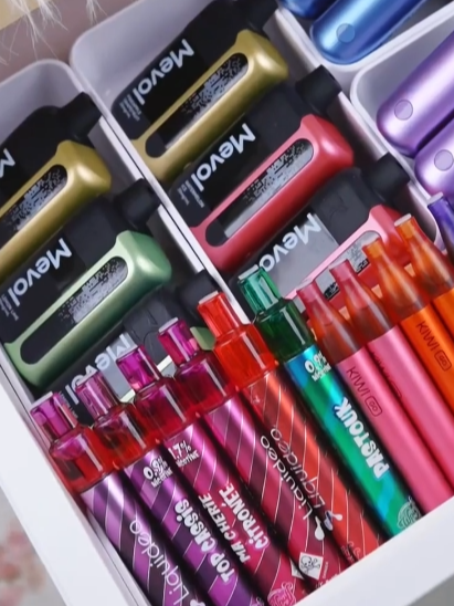Colorful🌈🌈 #feelmtech #mevol #wpuff #kiwi#giftideas #gift #creative #views #foryouu #storage #Organization #videoviral #short #fyp #fyppp #relaxing #videos #asmr #coloring #relaxingvideos #asmrsounds
