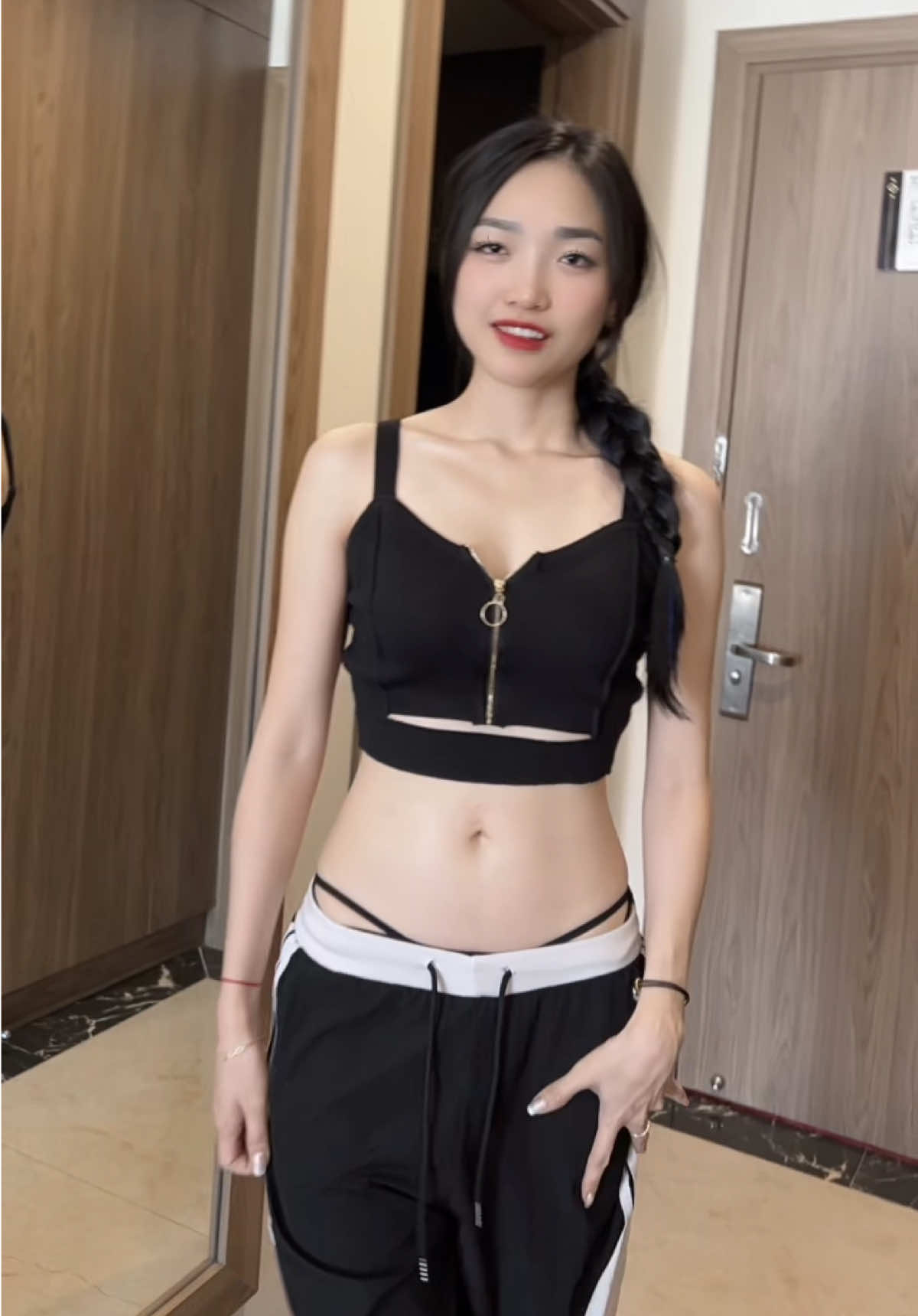 Flop e làm gì hả a Tiktok. Chán quá điii #xuhuong 
