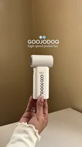 Replying to @ʚᴍᴀᴅᴀᴍɴїɞ yesss! Super handyyyy kahit ibulsa lang. Same lang din ng speed level ng malaking fan nila, pero heto mas pinamura at mas pinaliit. 🫶 #goojodoq #goojodoqpockethandheldfan #goojodoqhighspeedfan #turbofan #minifan 