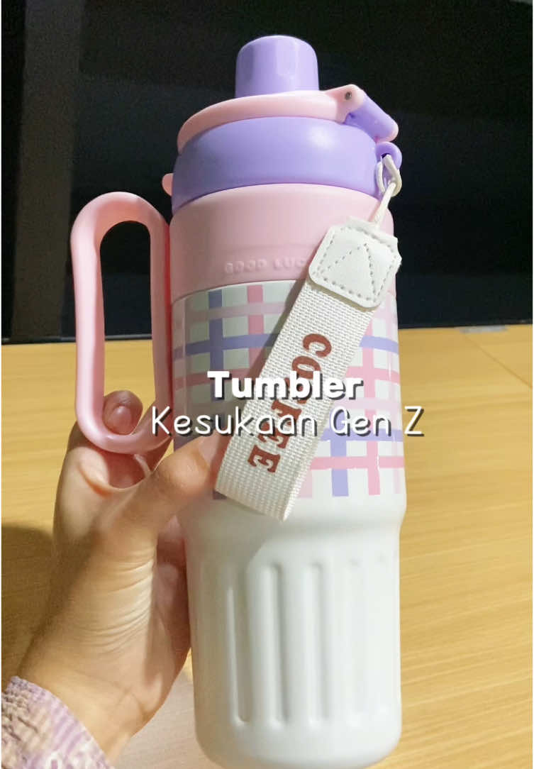 Kembali di barang yang aku beli dan review✋✊✋✊ #tumbler #tumblerviral #tumblerstainless #tempatminum #bekalkerja #barangunik #barangviral #fypppp #reviewproduk 