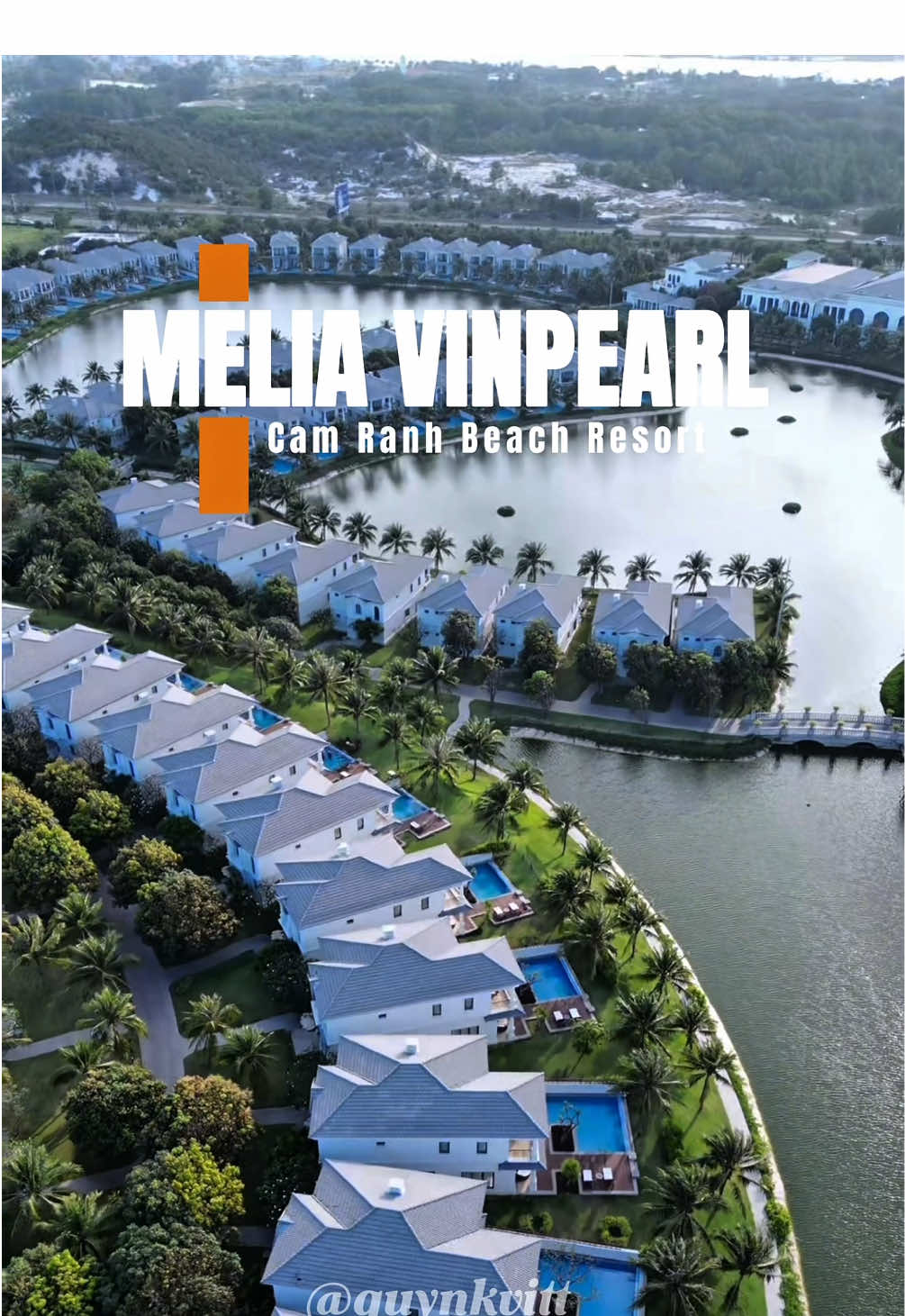 Vivu Cam Ranh vừa muốn có không gian quây quần cùng gia đình mà view phải đẹp thì chọn em Melia Vinpearl Beach Resort ngay nhé ạ 🫶🏻👐🏻 #melia #meliavinpearl #meliavinpearlcamranhbeachresort #nhatrang #camranh #resortcamranh #dulich #nhatrangreview #beach #xh #fyp #travel #quynkvitt   