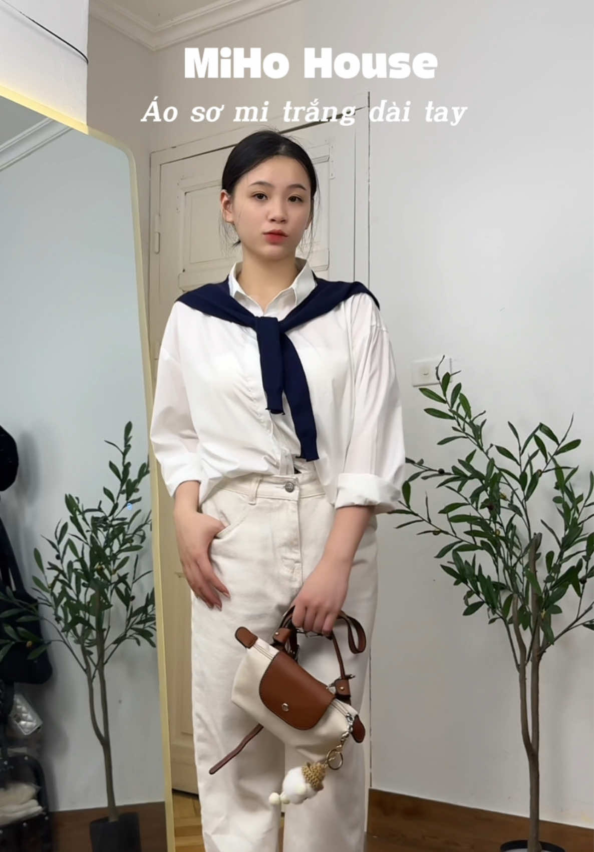 Áo sơ mi basic, dễ phối đồ nè #aosominu #aosomi #aosomidaitay #aosomitho #aosomitrang 