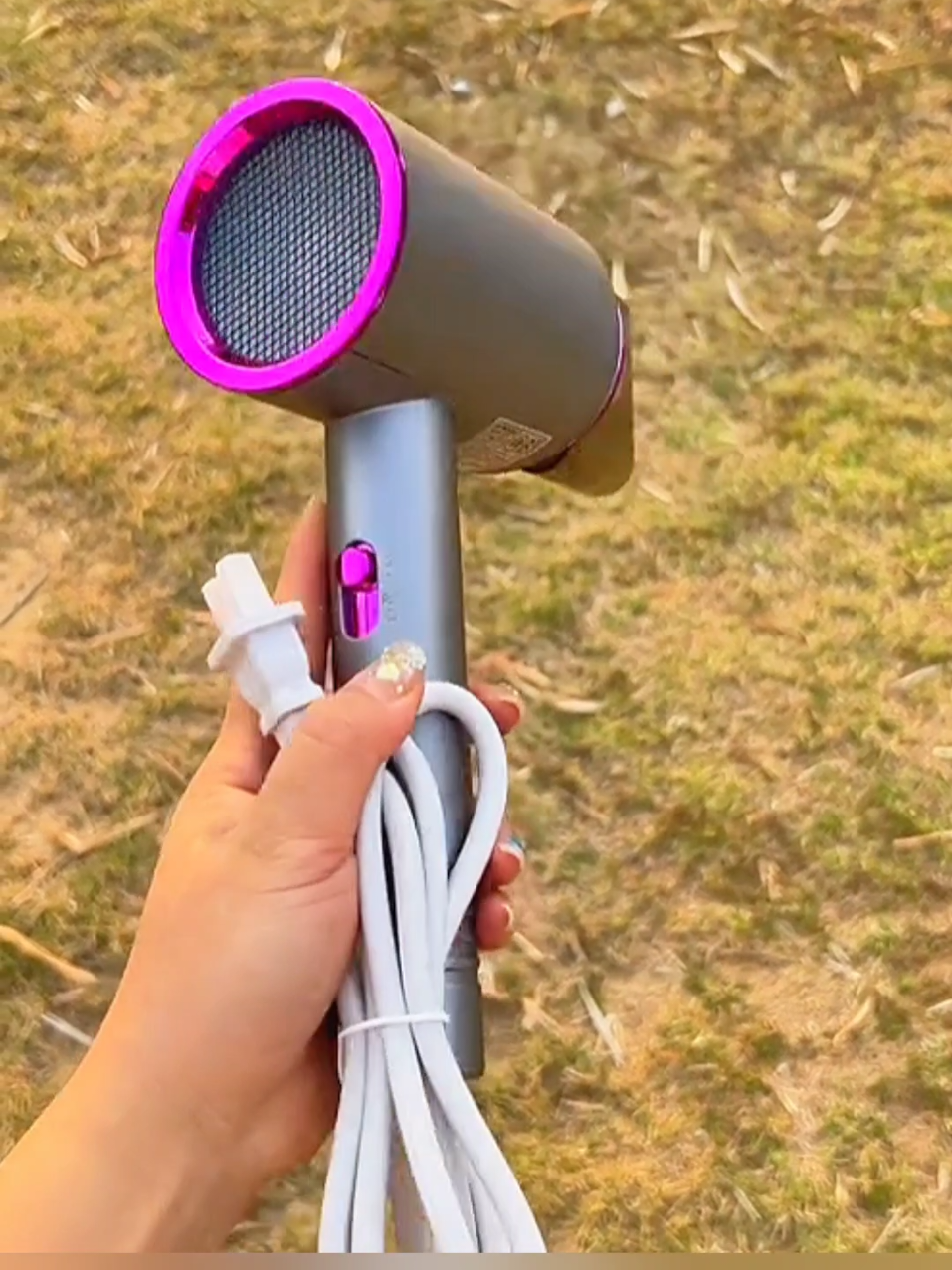 Máy sấy tóc  2 chiều nóng lạnh