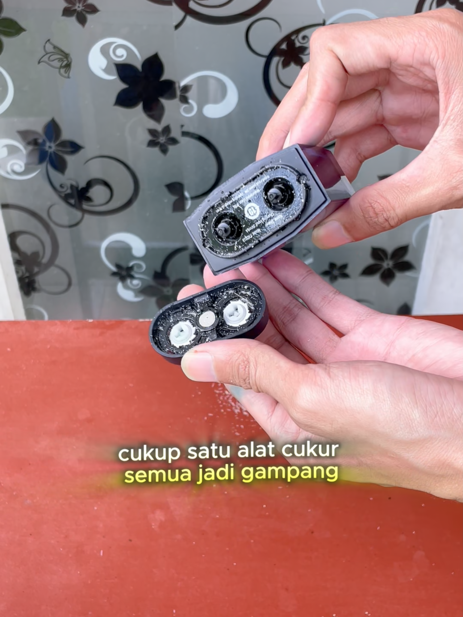 Tak perlu lagi khawatir dengan cukur kumis yang kasar. Alat cukur Hyundai hadir dengan teknologi canggih yang bikin wajahmu lebih nyaman! Coba sekarang!😍🛒🔥 #Grooming #CukurKumis #WajahSehat #HyundaiLink #FacialCare #MensGrooming #styles #viraltiktok #fyp #promo #viral #explore #murahbangett #fyptiktok #diskon #fypage #tipsandtricks #tutorial #produkpria #alatcukurhyundai #checkoutnow