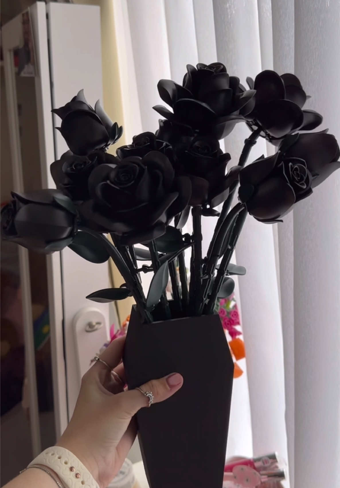 the most beautiful black lego roses from aliexpress🖤🥀 #lego #buildingblocks #blackrose #roses #gothic #legotiktok #legoflowerbouquet #legoflowers #aliexpress #aliexpresshaul #aliexpressfinds #buildingbricks #brickbouquet #gothicstyle #goth #darkromance #darkaesthetic #asmr #giftideas #giftsforher #romance @AliExpress 