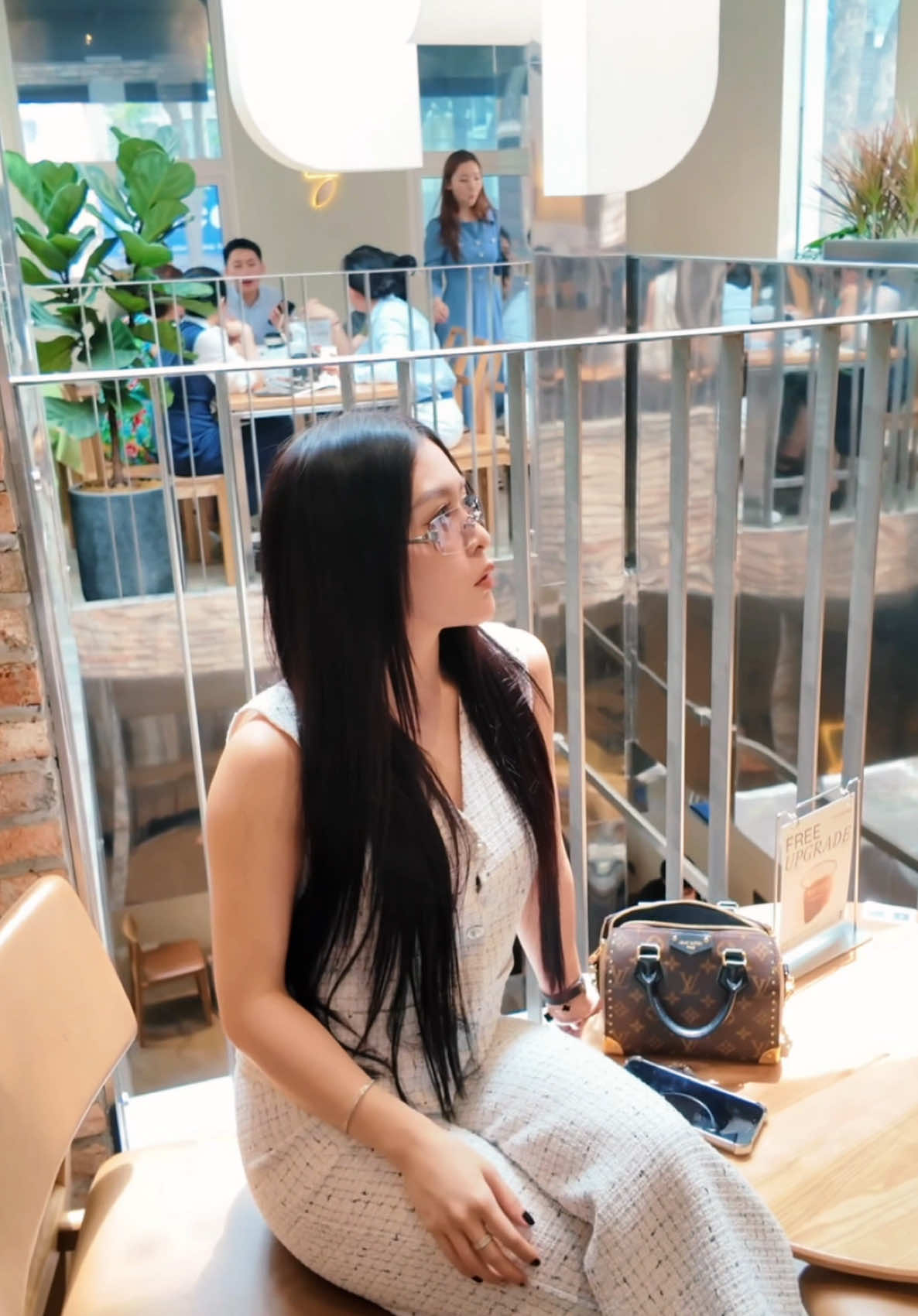 Duỗi tóc hippie đón Hè 😎 #sunglasses #xh #xhtiktok 