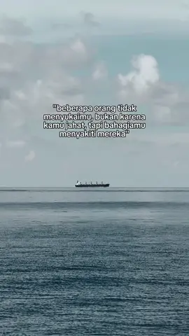 Tetaplah menjadi gelap agar si bintang” dapat terlihat 🫡 #breakbeat #pelautindonesia #pelautpunyacerita #palautiktok #foryoupageofficiall #kapallaut #4u 
