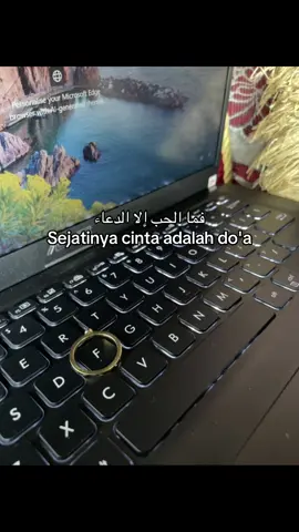 Kira-kira inisial ini buat siapa ya 😋