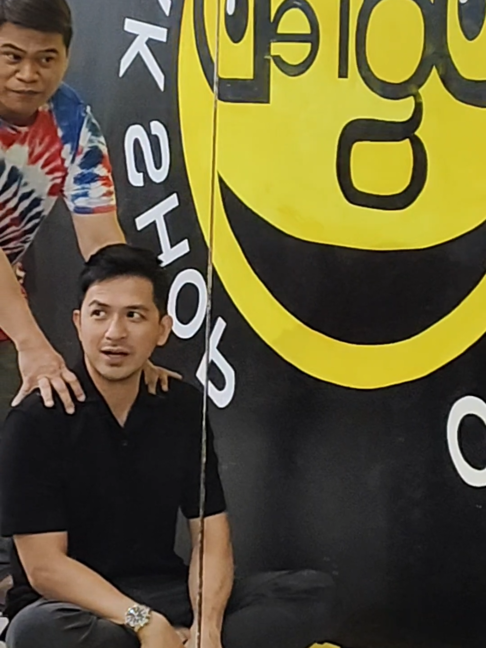#ActingChallenge #blooper #behindthescenes - @ogiediaz123 #OgieDiaz x @dennistrilloph #DennisTrillo - #OgieDiazActingWorkshop #ogiedproductions 