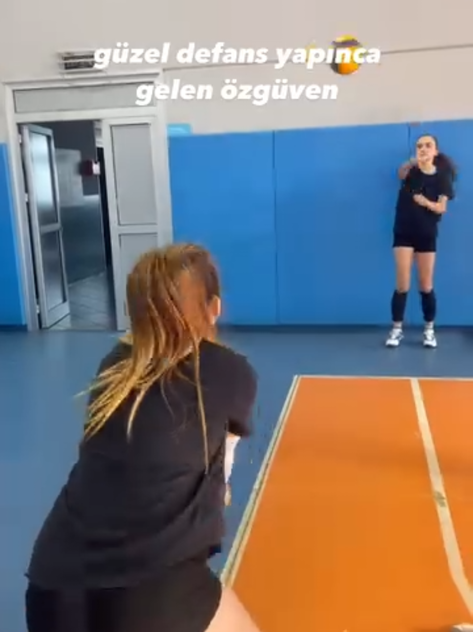 #fileninsultanları #voleyboll🏐🏐 #voleybolbenim #voleybol #keşfet #keşfetteyizzz #keşfetbeniöneçıkar #keşfett #volleyball #volleyballgirls #volleyballworld #voleybolcukızlar #voleyboll #voleybolcukızlar 