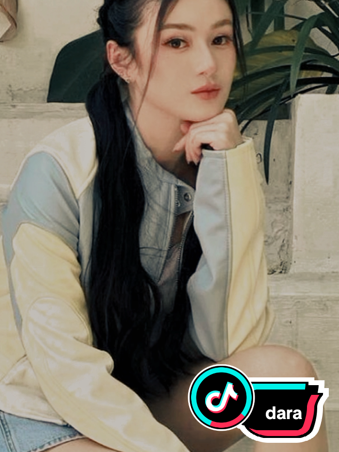 habis berapa mekover mukanya kok tambah cantik😉#dara #darathevirgin #penyanyi #basgitar #fypdong #queenasian55 #fypシ゚ #idolaanakmuda #fouryourpage❤️❤️ 