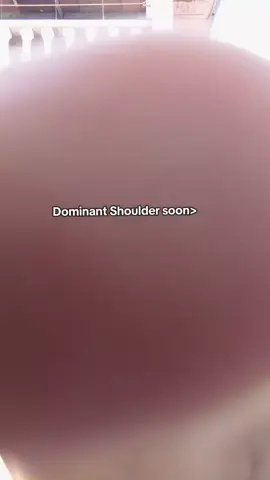 Chest, shoulder back and biceps ✊ #physique #fyp #chestday #aesthetic #gymmotivation #motivation #foryou #foryourpage #GymTok #discipline 